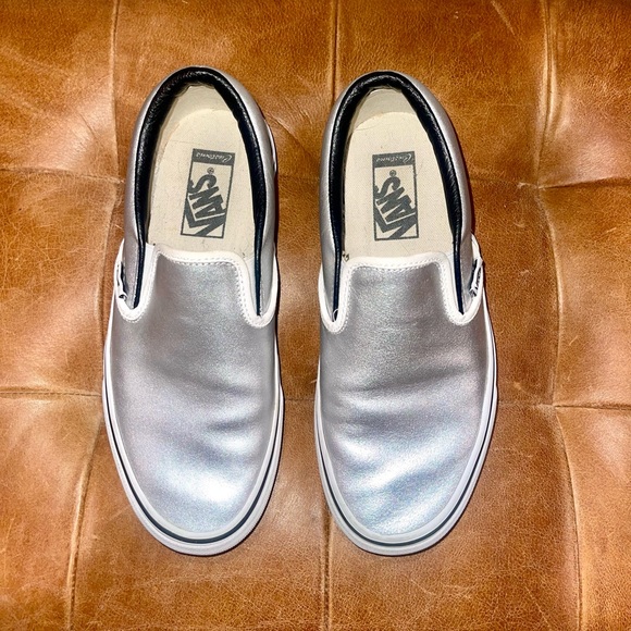 Custom Leather Slip-On Silver Vans, Size 7 Womens/5.5 Mens - Picture 4 of 9